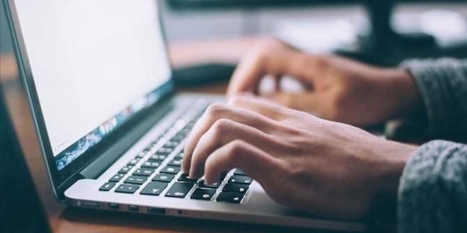 Haberin dijitalleşen dünyasında 'reklam payında tekellik' tartışması ülkeleri arayışa soktu