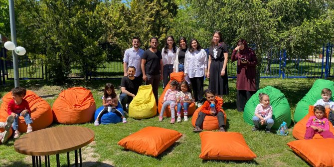 “Etkileşimli Kitap Okuma” etkinliği ile miniklerle hikayeler anlatıldı