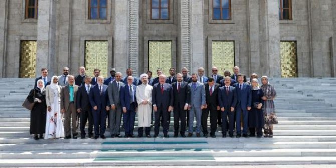 TBMM Başkanı Şentop, Müslüman kanaat önderlerini kabul etti