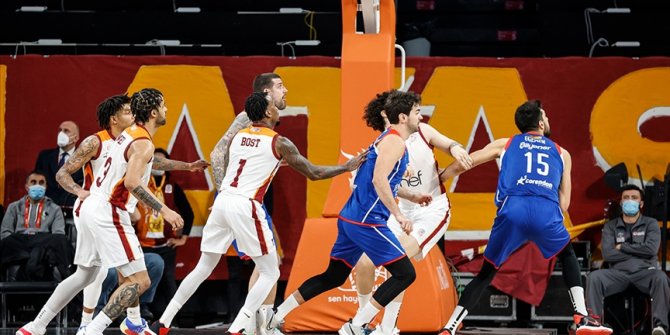 Anadolu Efes-Galatasaray Nef play-off yarı final mücadelesi yarın başlayacak