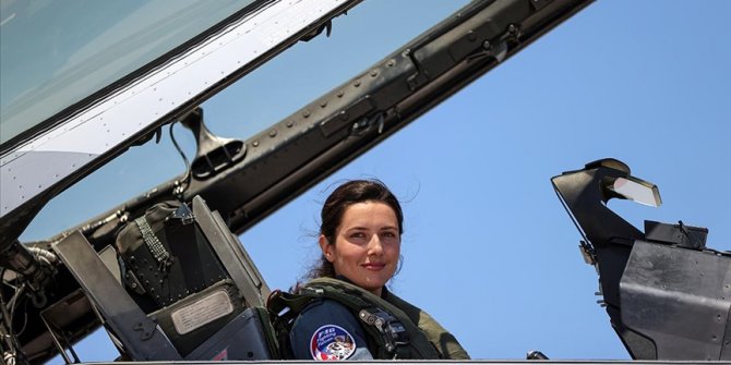 'Savaşan Şahin' F-16'lar, kadın pilotların kumandasında vatanı koruyor