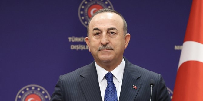 Çavuşoğlu'ndan Miçotakis'e çok sert tepki: Aşağılık kompleksi, adam gibi cevap verin!