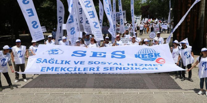 Ankara'da sağlık çalışanlarından 'beyaz miting'