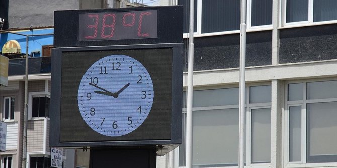 Ege'de rekora yakın sıcaklıklar bunaltıyor