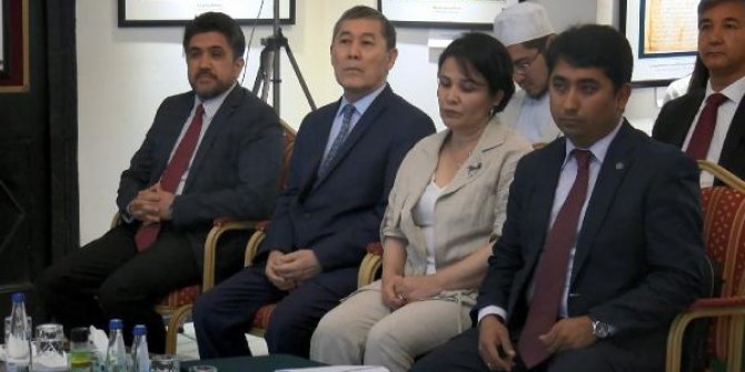 'Bir İslam Medeniyeti Merkezi Olarak Özbekistan' sergisi açıldı