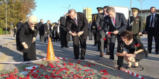 Finlandiya Cumhurbaşkanı, Erdoğan'la fotoğrafını paylaşıp Türkiye'ye mesaj verdi