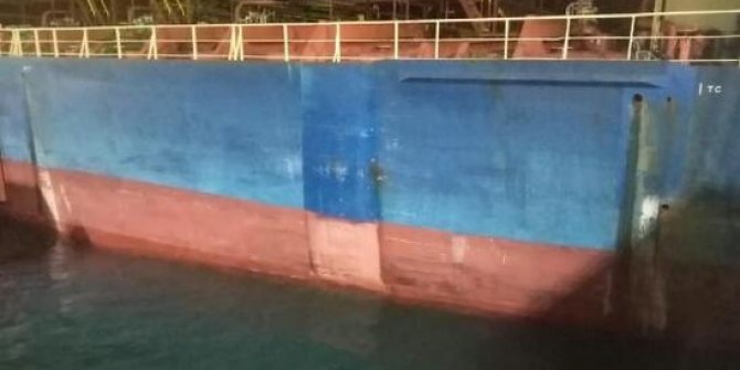 Marmara Denizi'ni kirleten gemiye 19 milyon TL ceza