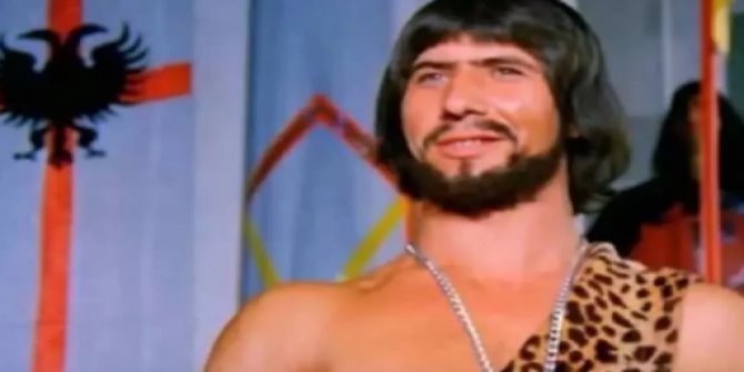 Yeşilçam’ın 'Rambo'su Sönmez Yıkılmaz 77 yaşında hayatını kaybetti