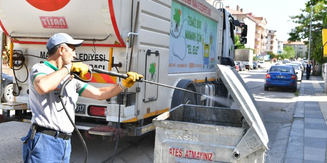 Mamak’ta temizlik çalışmalarına kaldığı yerden devam ediyor.