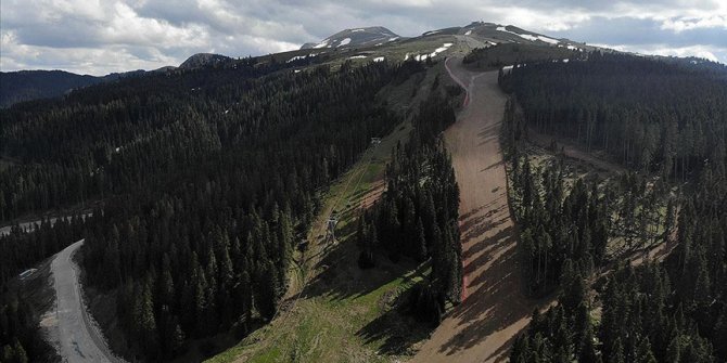 Ilgaz Dağı'ndaki kayak tesisi artık yaz aylarında da açık olacak
