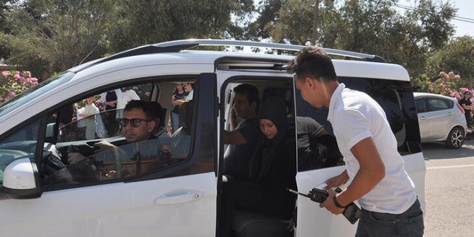 Sınava polis yetiştirdi