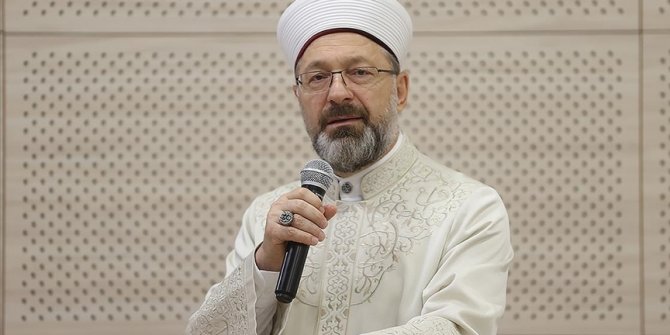Diyanet İşleri Başkanı Erbaş: Kerbela, adaletsizliğe karşı onurlu bir mücadelenin sembolüdür