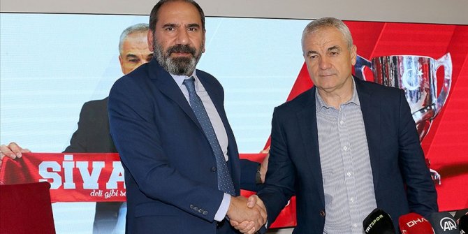 Sivasspor, teknik direktör Rıza Çalımbay ile 1 yıllık sözleşme imzaladı