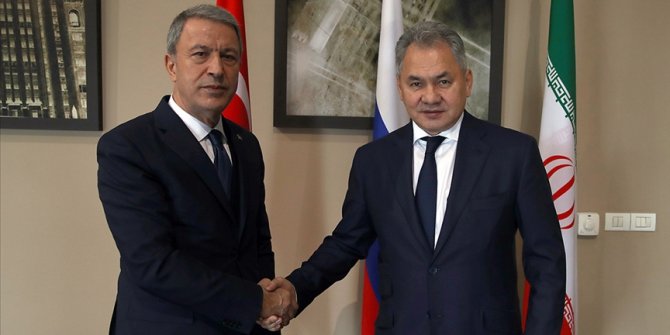 Milli Savunma Bakanı Akar, Rusya Savunma Bakanı Şoygu ile telefonda görüştü