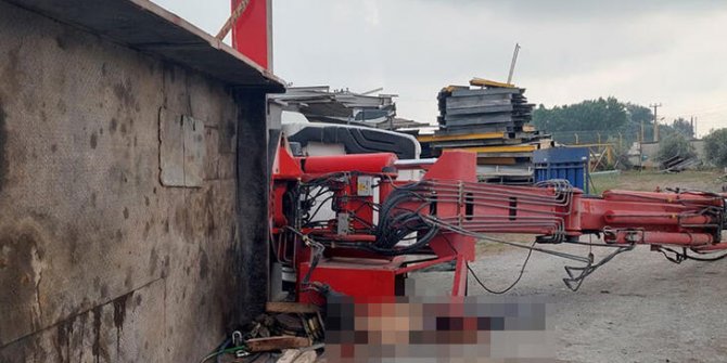 Devrilen vincin altında kalan operatör öldü