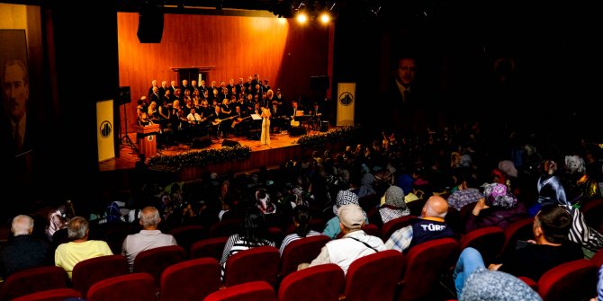 Altındağ Belediyesi Türk Halk Müziği Korosu, Altındağlılara türkü şöleni yaşattı