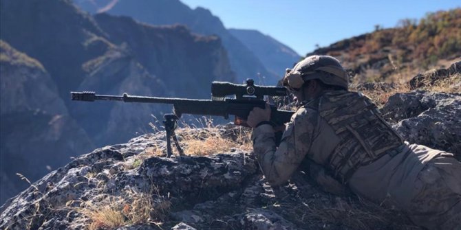 Fırat Kalkanı bölgesinde 3 PKK/YPG'li terörist etkisiz hale getirildi