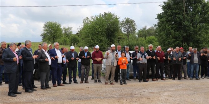 Bolu'da köylüler yağmur duasına çıktı