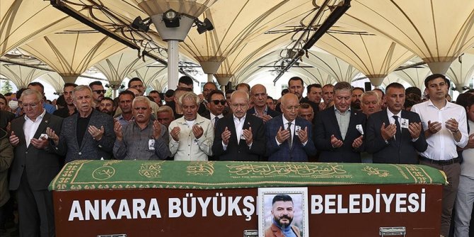 Başkentteki selde hayatını kaybeden İlkay Yiğit'in cenazesi toprağa verildi