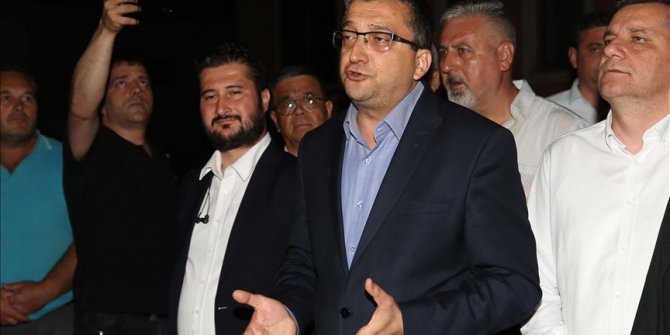 Çan Belediye Başkanı Bülent Öz, "rüşvet ve irtikap" iddiasıyla görevden uzaklaştırıldı