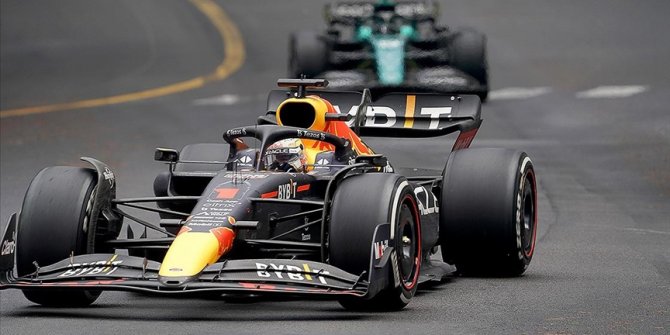 F1 Kanada Grand Prix'sinde 'pole' pozisyonu Verstappen'in