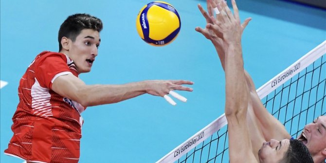 A Milli Erkek Voleybol Takımı, Çekya'ya 3-1 yenildi