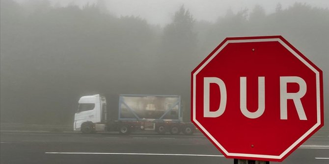 Bolu Dağı'nda sis etkili oluyor