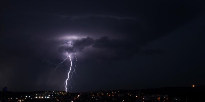 Mersin'de gök gürleyecek: 4 gün yağış var!