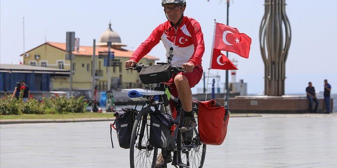 Şehitler için İzmir'den Kars'a pedal çevirecek