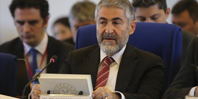 Hazine ve Maliye Bakanı Nebati: Yangınla mücadeleyle ilgili bütçe 4 milyar TL