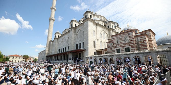 Mahmut Ustaosmanoğlu son yolculuğuna uğurlandı