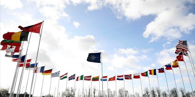 NATO'nun yeni askeri komite başkanı göreve başladı
