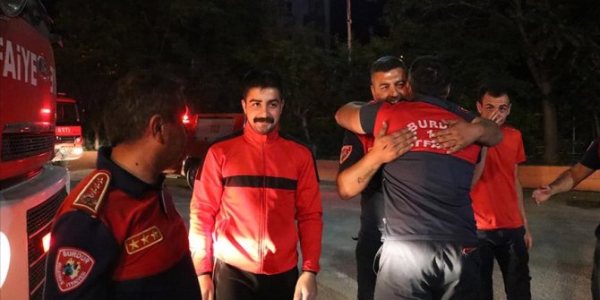 Marmaris yangınını söndüren ekibe Burdur'da karşılama düzenlendi