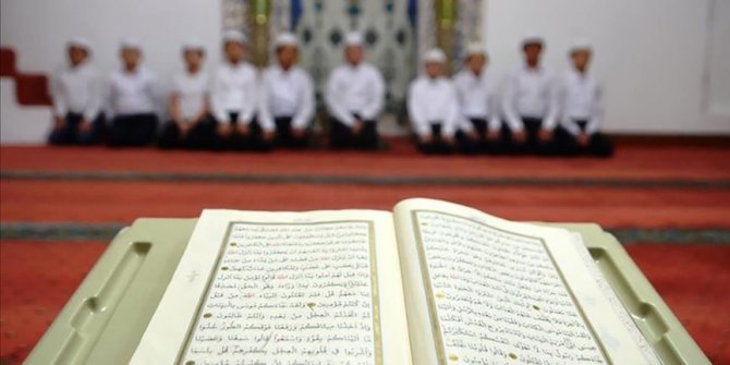 Hafızlık eğitimini tamamlayan 8 bin 695 öğrenci icazet belgesi aldı