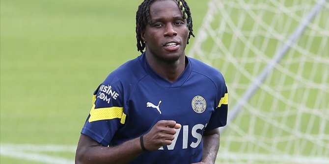 Fenerbahçe'nin yeni transferi Bruma: Yavaş yavaş yüzde yüzüme ulaşacağıma inanıyorum