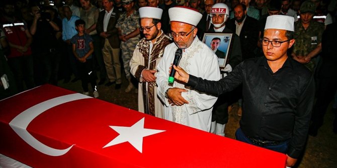 Şehit Uzman Çavuş Abdullah Bayram, Diyarbakır'da son yolculuğuna uğurlandı