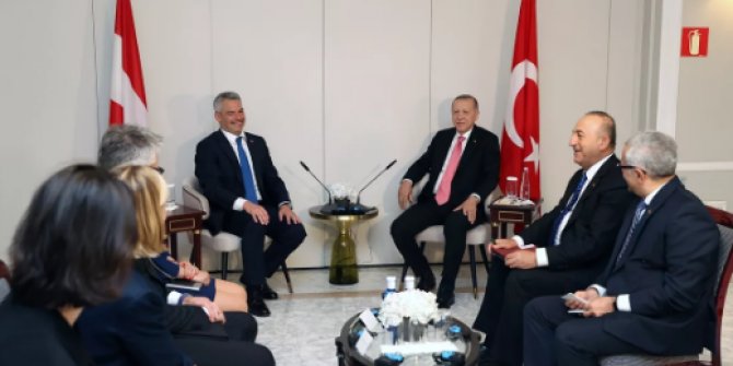 Cumhurbaşkanı Erdoğan, Avusturya Başbakanı Nehammer ile bir araya geldi