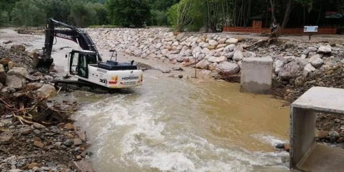 Sinop'ta selden etkilenen bölgelerde çalışmalar devam ediyor