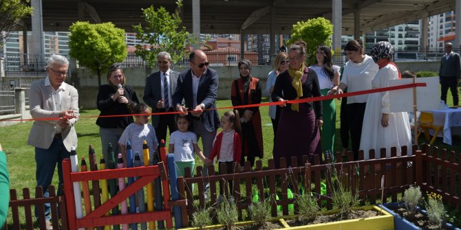 Altındağlı çocuklar toprağa dokundu