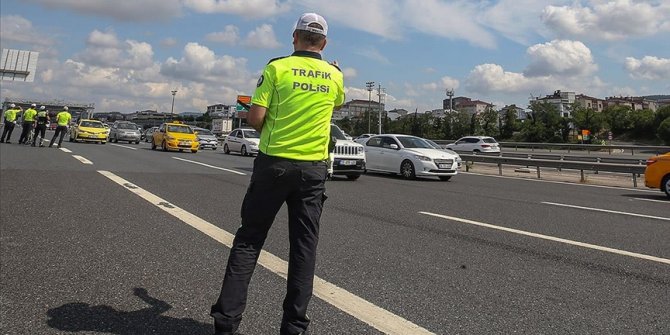 İçişleri Bakanlığından Kurban Bayramı tatili için 81 il valiliğine "trafik" genelgesi