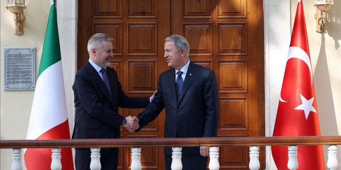 Milli Savunma Bakanı Akar, İtalya Savunma Bakanı Guerini ile görüştü