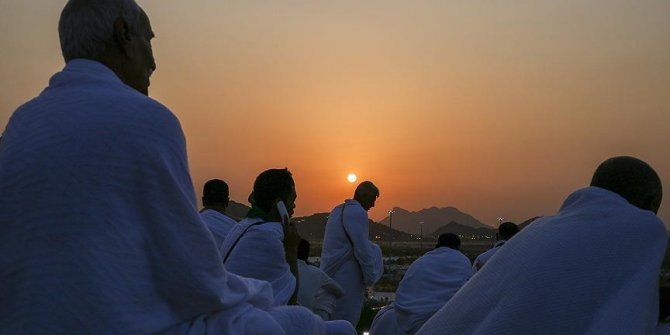 Hacı adaylarının Arafat yolculuğu başlıyor