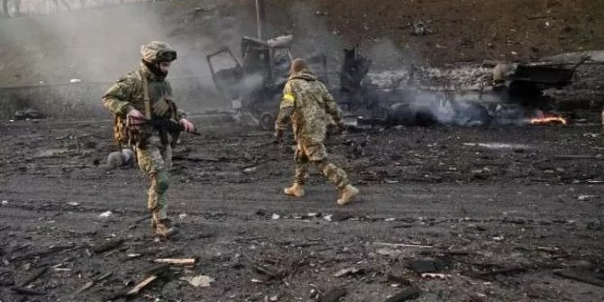 Oleksii Reznikov: 1 milyon askerle geliyoruz!