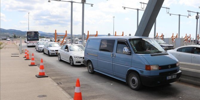 Osmangazi Köprüsü'nde bayramın son gününde dönüş hareketliliği
