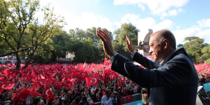 Cumhurbaşkanı Erdoğan: 15 Temmuz gecesi gördük ki son sözü top, tüfek değil iman belirler