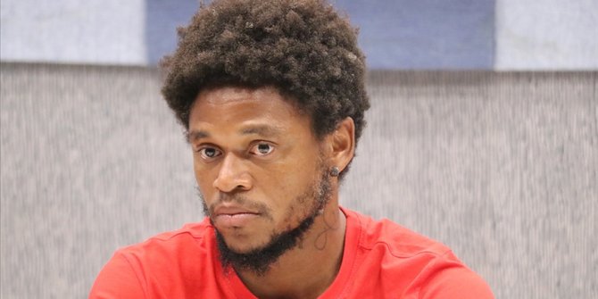 Luiz Adriano: Nuri Şahin ile çalışmak çok keyifli