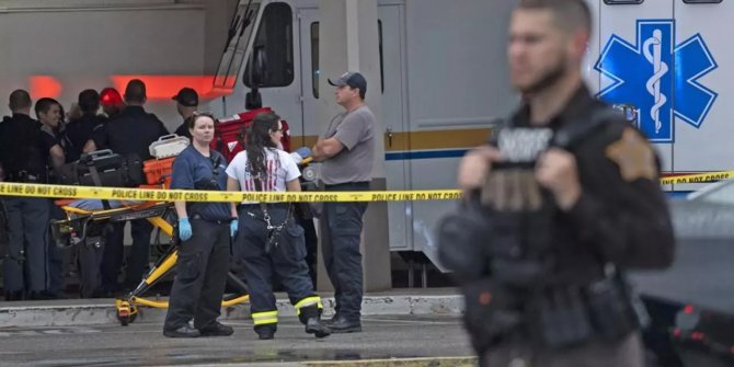 ABD'de alışveriş merkezinde silahlı saldırı: Ölü ve yaralılar var!