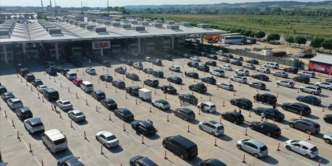 Gurbetçilerin ana vatana gelişleri sürüyor