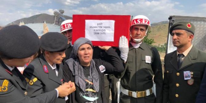 Şehit Uzman Çavuş Taşkın, Erzurum'da son yolculuğuna uğurlandı