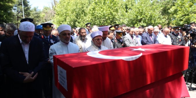 Şehit Uzman Çavuş Mustafa Bozkurt son yolculuğuna uğurlandı